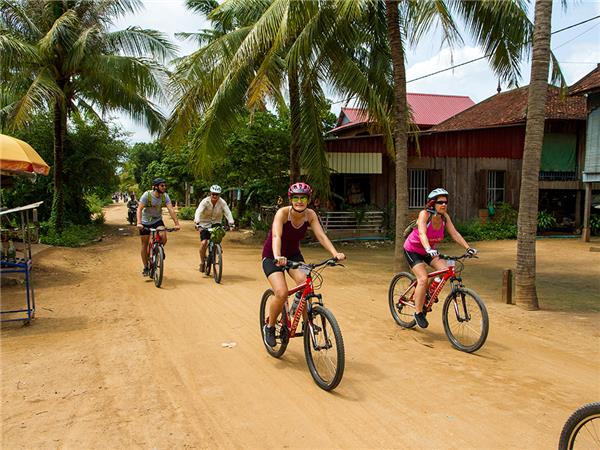Bali cycling holiday in Indonesia