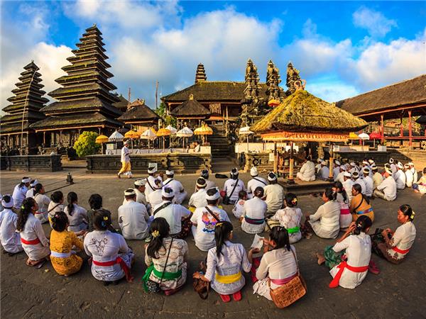 Bali cycling holiday in Indonesia