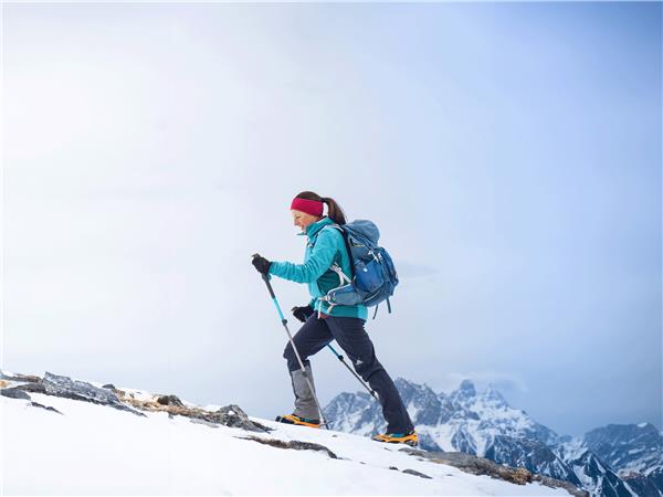 Snowshoeing holiday in the Dolomites