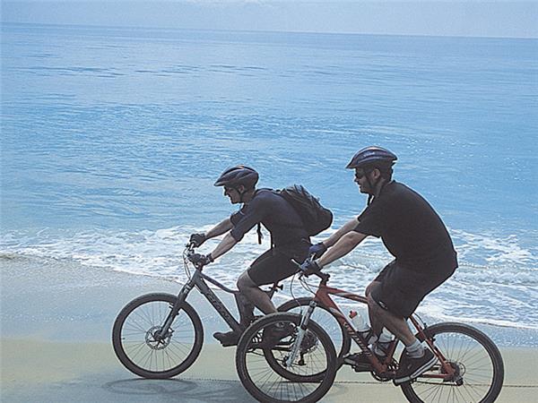 Kerala and tropical India cycling holidays