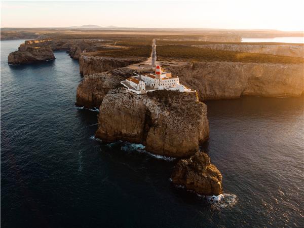 Coastal walking holiday in Portugal