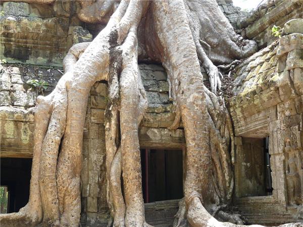 Vietnam to Thailand, small group holiday