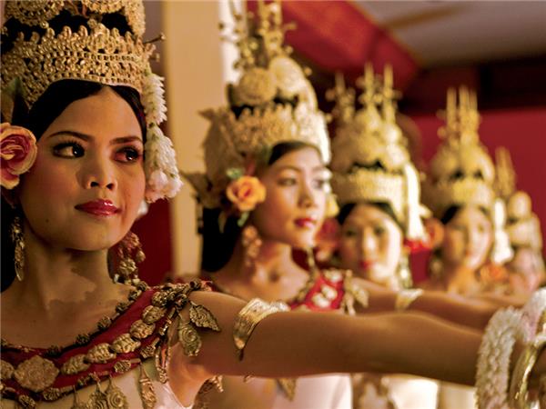 Vietnam to Thailand, small group holiday