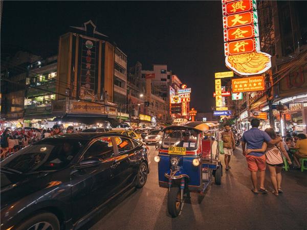 Bangkok to Singapore small group holiday