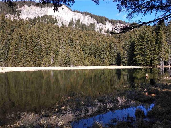 Bulgaria self-guided walking and spa holiday