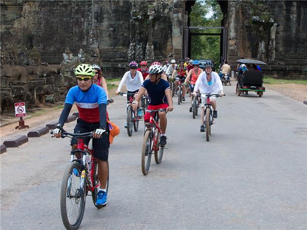 Cycling holiday in Indochina
