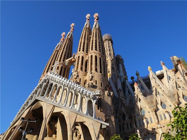 Madrid, Valencia and Barcelona tour, added comfort