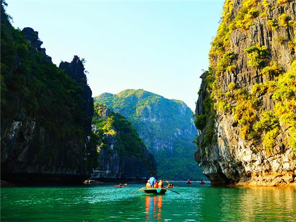 Hanoi to Ho Chi Minh holiday in Vietnam