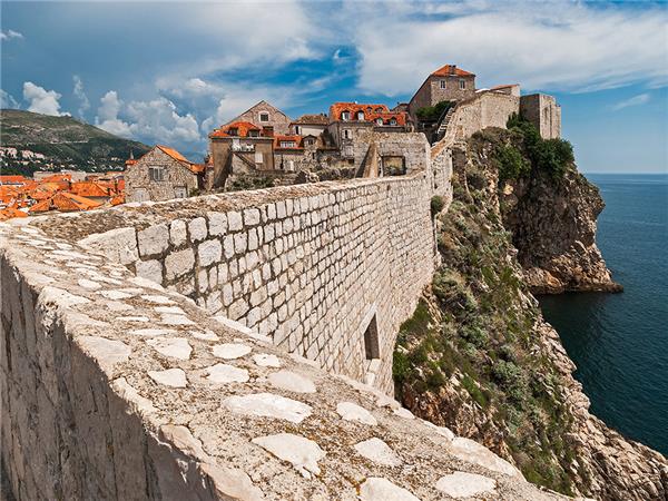 Croatia cruising holiday, Dubrovnik to Split