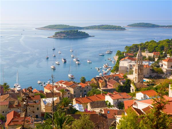 Croatia cruising holiday, Dubrovnik to Split