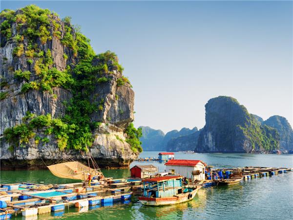 Vietnam  luxury tour with Angkor Wat