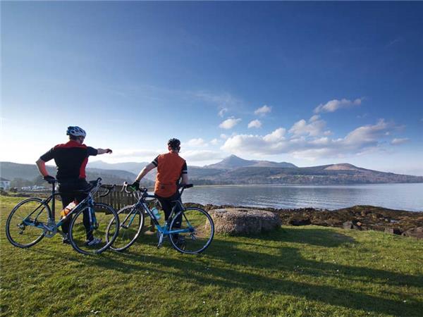 Road cycling on Arran, Islay and Jura