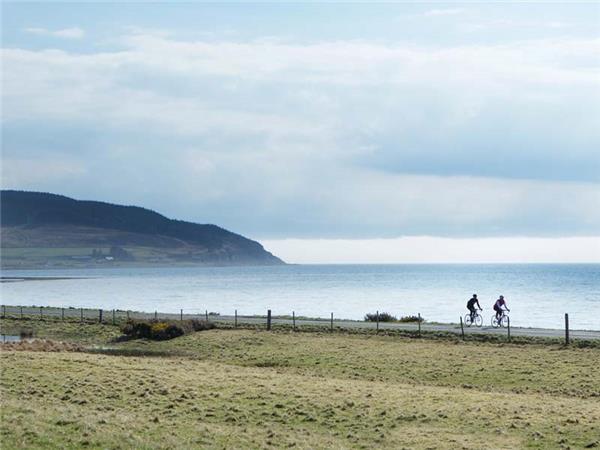 Road cycling on Arran, Islay and Jura