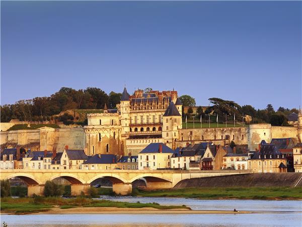 Loire Valley walking and wine holiday