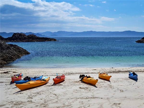 Atlantic Coast sea kayaking holiday in Scotland