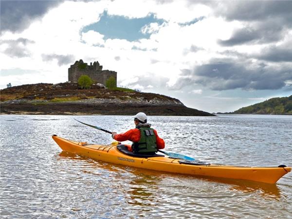 Atlantic Coast sea kayaking holiday in Scotland