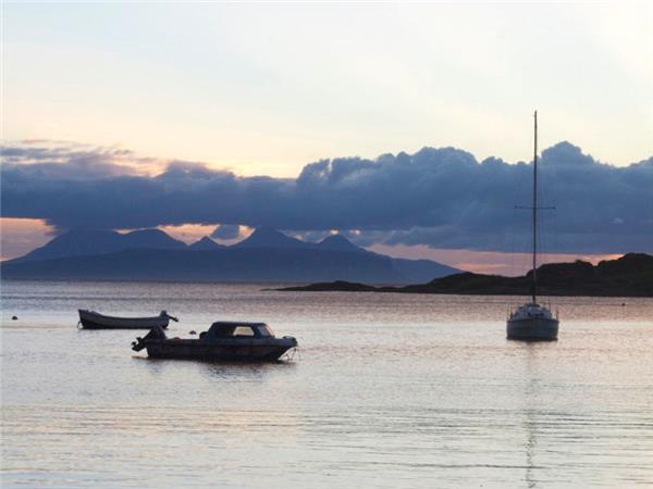 Atlantic Coast sea kayaking holiday in Scotland
