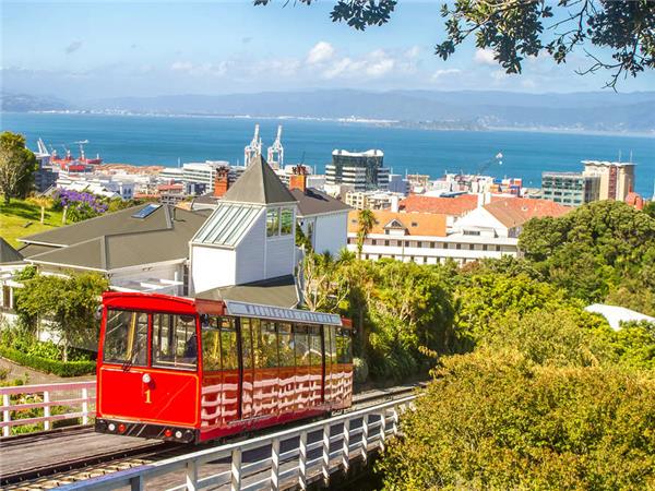 New Zealand walking holiday, small group