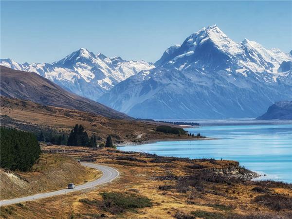 New Zealand walking holiday, small group