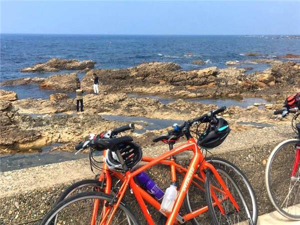 Japan cycling holiday, small group