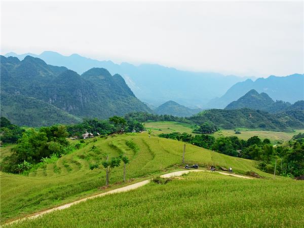 Hanoi to Halong Bay cycling holiday, Vietnam
