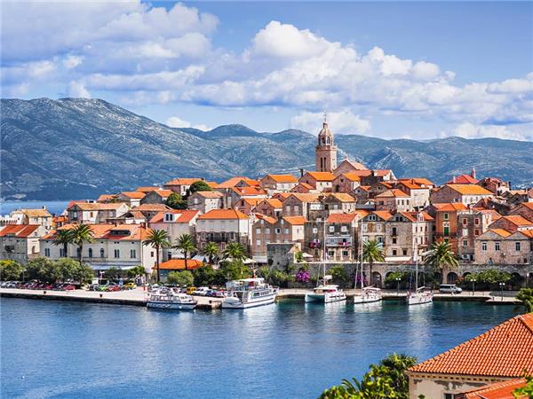 Croatia Coastal cruising holiday