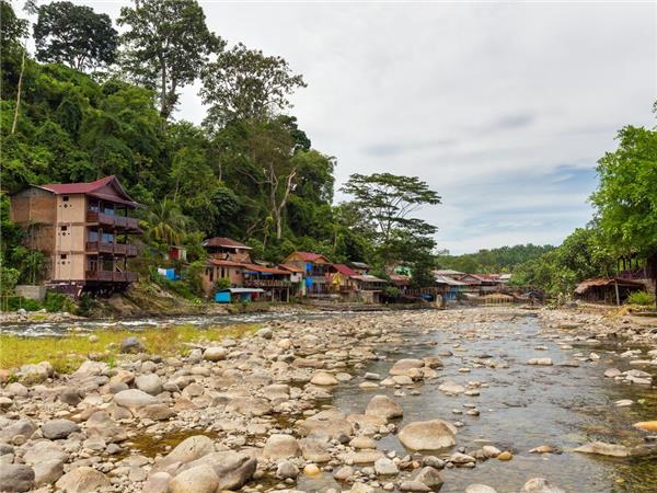 Sumatra small group holiday