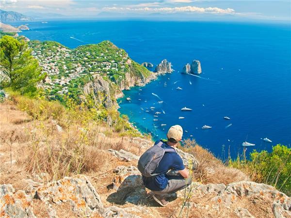Amalfi Coast hike, boat & kayak holiday