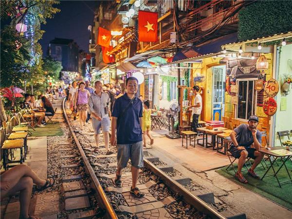 Premium Vietnam tour