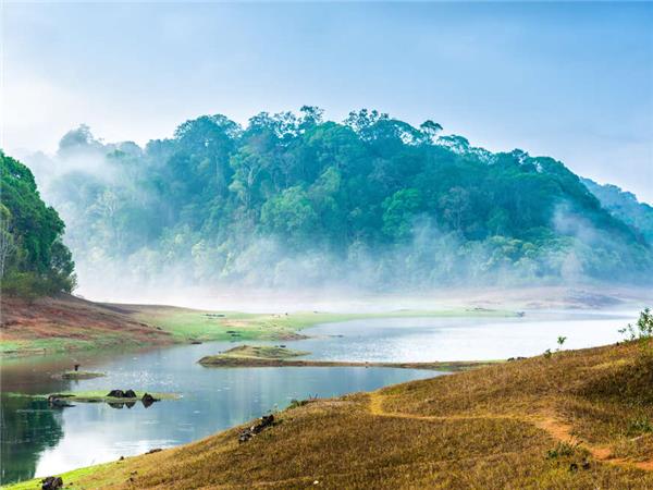 Kerala hiking holiday in India