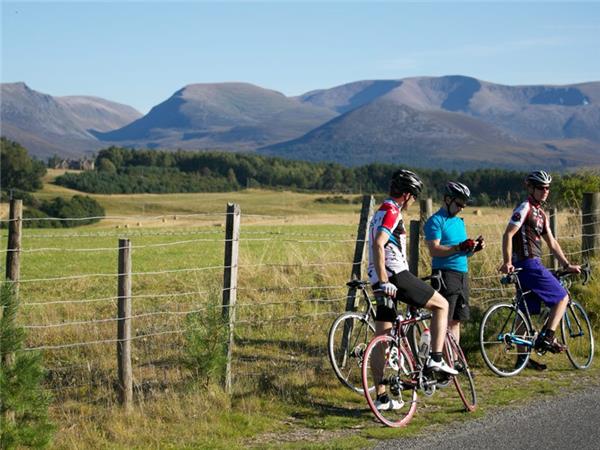 Scotland coast to coast road cycling tour