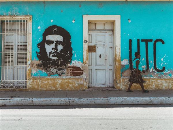 Cuba on a Shoestring small group holiday