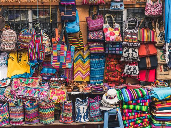18-29s holiday in Central America