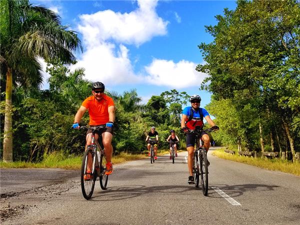 Eastern Cuba cycling holiday