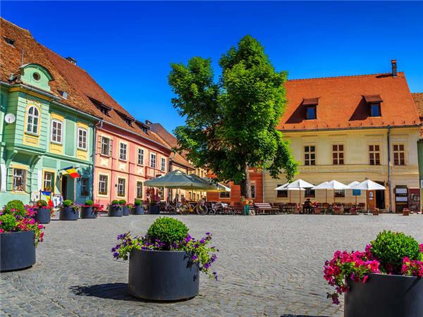 Cycling holiday in Romania small group