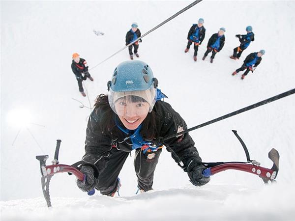 Finland winter activity holiday & Northern Lights