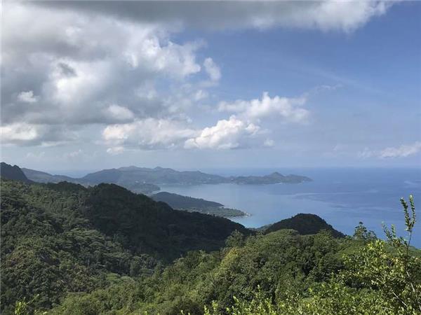 Seychelles island hopping holiday