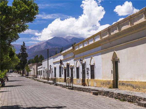 Wine and Landscapes of Argentina holiday