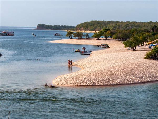Brazilian Amazon by boat holiday