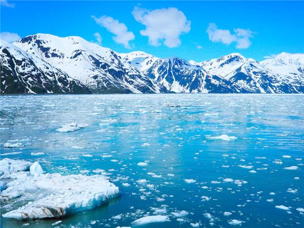 Outdoor Alaska holiday
