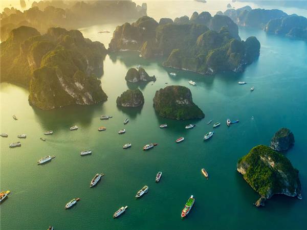Vietnam food and culture holiday