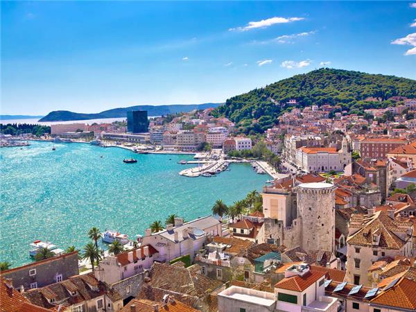 Walks and coastal towns of Croatia holiday