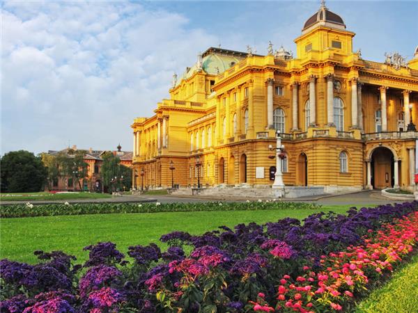 Walks and coastal towns of Croatia holiday