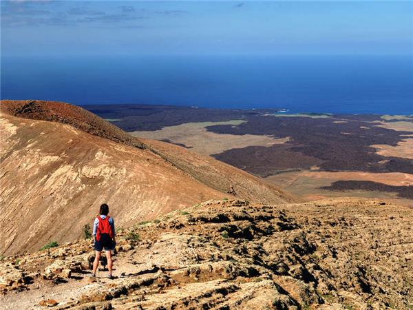 Lanzarote walking holiday in Canary Islands