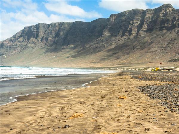 Lanzarote walking holiday in Canary Islands