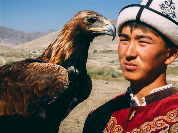 Walking in Kyrgyzstan holiday