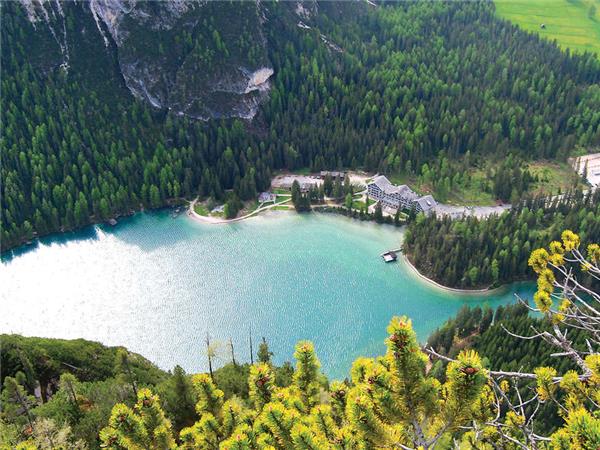 Italy walking holiday in the Dolomites