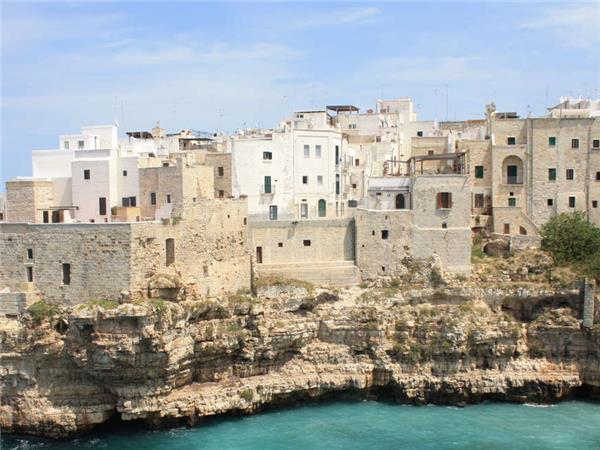 Puglia cycling holiday in Italy