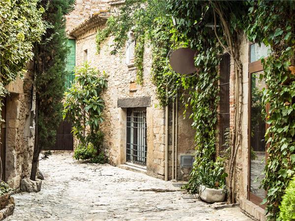 Marseille to Barcelona cycling holiday