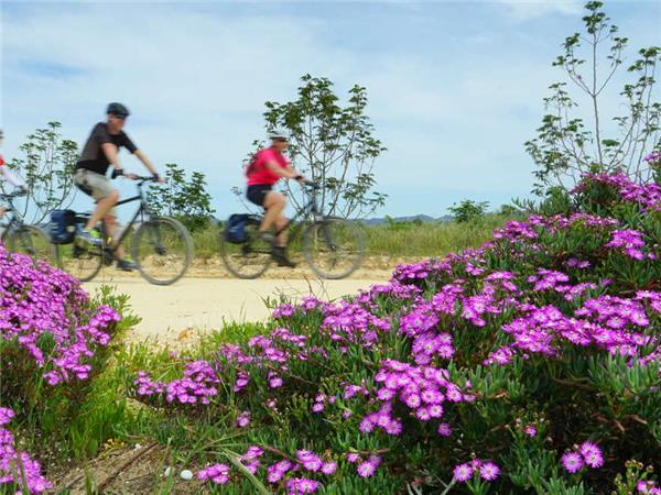 Lisbon to Algarve cycling holiday in Portugal